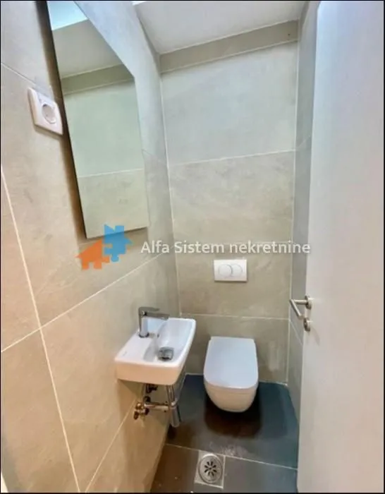Rent, two bedroom apartment, 60m², Crveni Krst, Beograd