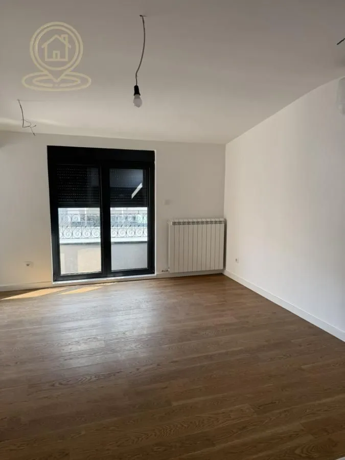 Prodaja, trosoban stan, 75m², Lekino Brdo, Voždovac Sve Podlokacije