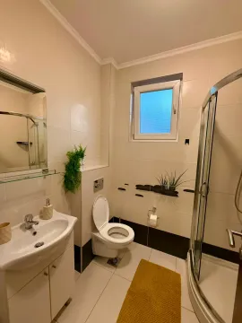 Rent, one bedroom apartment, 45m², Centar, Budva - image 11