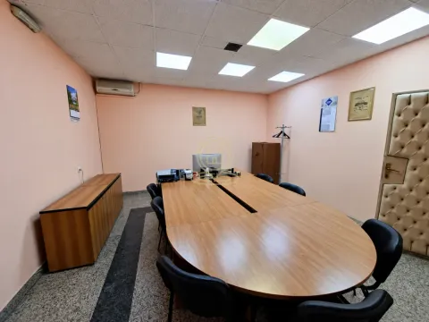 Rent, office space, 170m², Savski Venac, Beograd - image 7