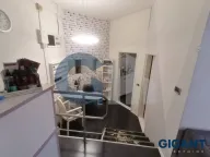 Izdavanje, poslovni prostor, 49m², Vračar, Šid - image 4