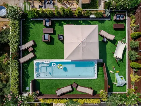 Izdavanje, trosoban stan, 400m², Budva, Crna Gora - image 25