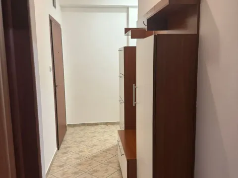 Rent, four bedroom apartment, 70m², Krivi Most, Podgorica - image 9