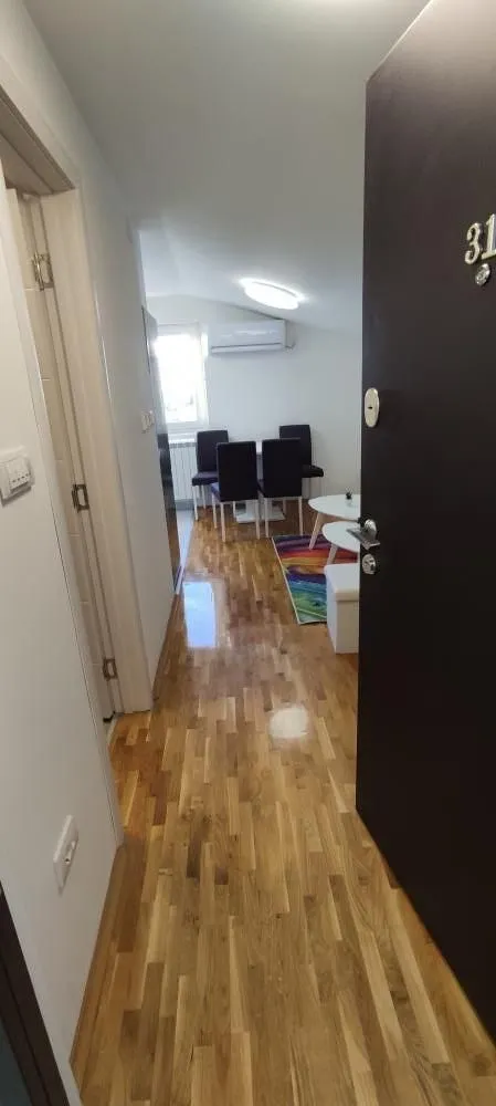 Izdavanje, stan, 23m², Žarkovo, Beograd
