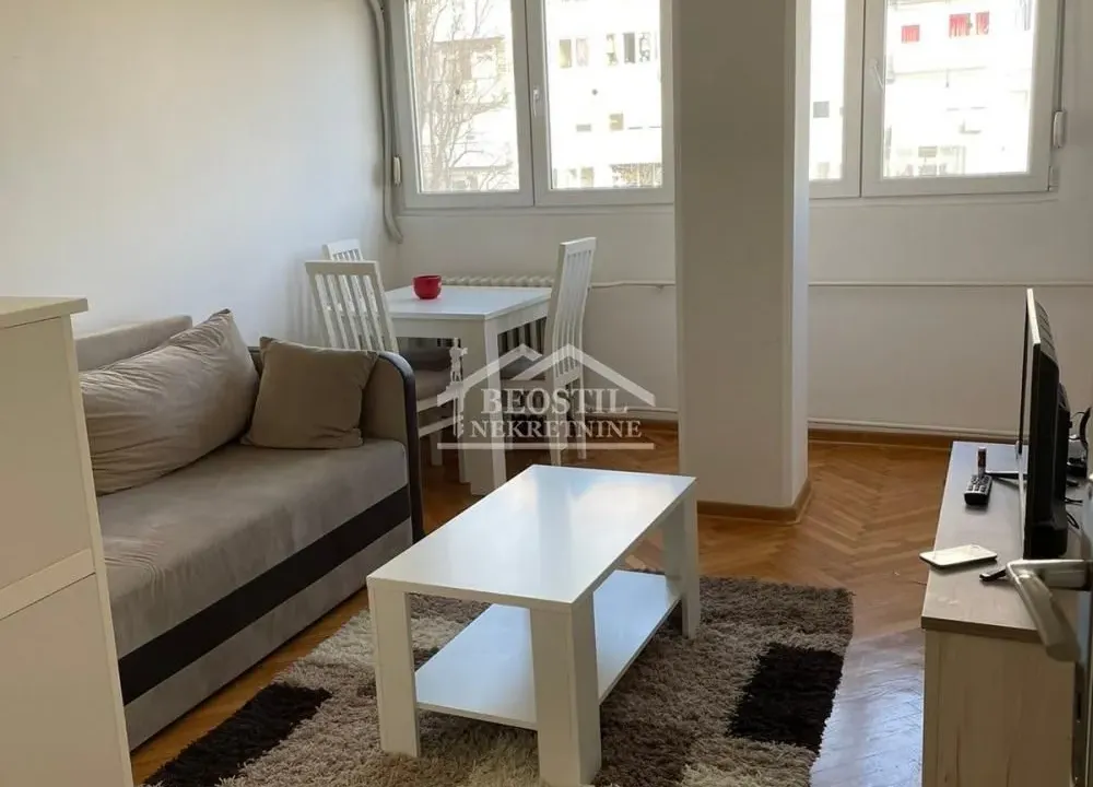 Rent, two bedroom apartment, 41m², Novi Beograd Blok 1 Fontana, Novi Beograd Sve Podlokacije