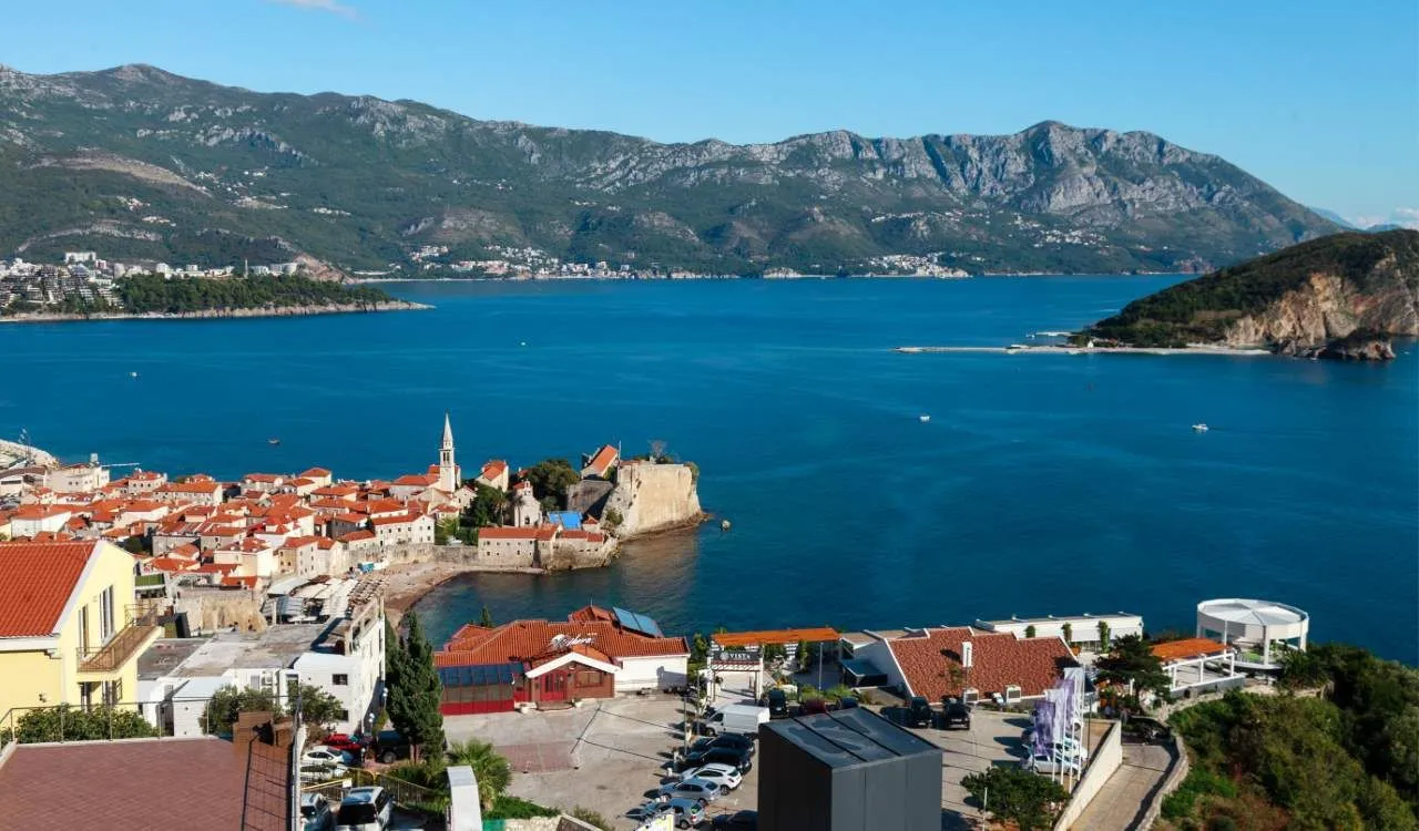 Sale, three bedroom apartment, 129m², Vidikovac, Budva