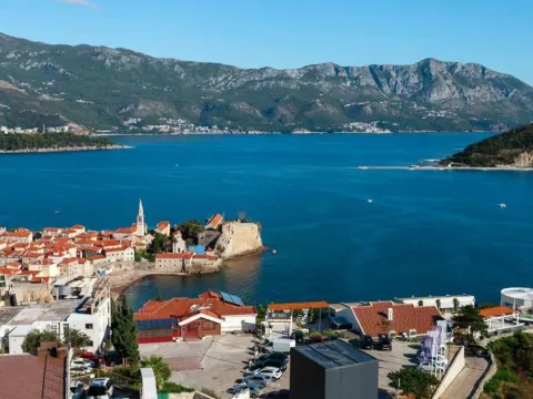 Prodaja, trosoban stan, 129m², Vidikovac, Budva - image 34