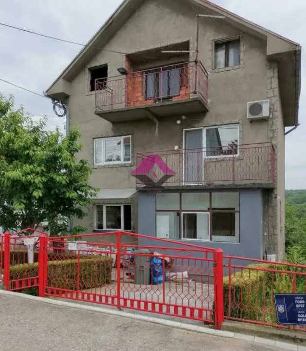 Prodaja, kuća, 121m², Resnik, Beograd