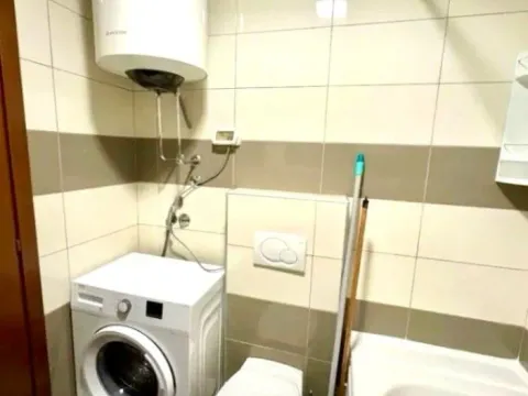 Izdavanje, jednosoban stan, 55m², City Kvart, Podgorica - image 10