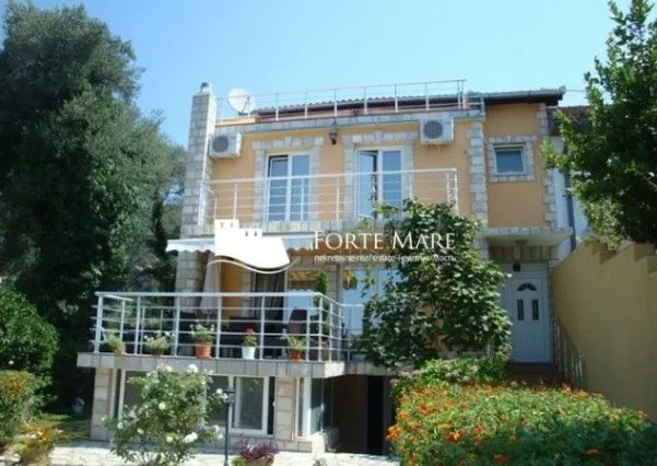 Prodaja, kuća, 210m², Kumbor, Herceg Novi