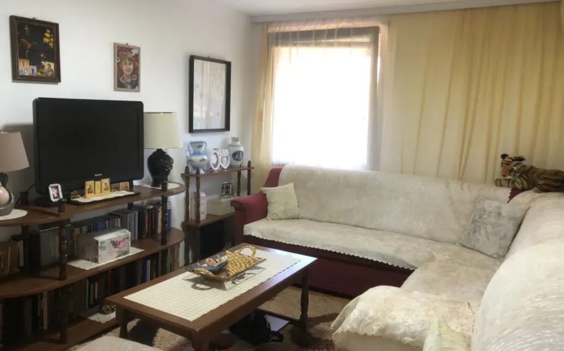 Prodaja, trosoban stan, 70m², Makedonsko naselje, Bar