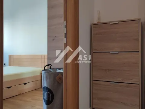 Izdavanje, dvosoban stan, 42m², Sajam, Novi Sad Sve Podlokacije - image 7