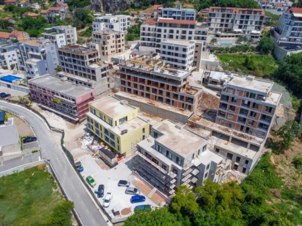 Prodaja, dvosoban stan, 77m², Mažina, Tivat