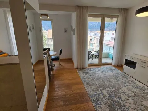 Sale, two bedroom apartment, 77m², Centar, Budva - image 9