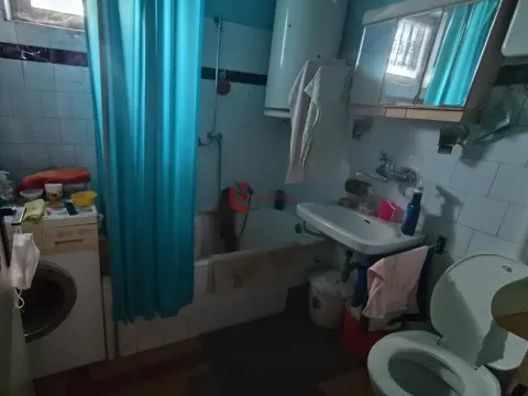 Prodaja, kuća, 120m², Novi Grad, Subotica - image 9