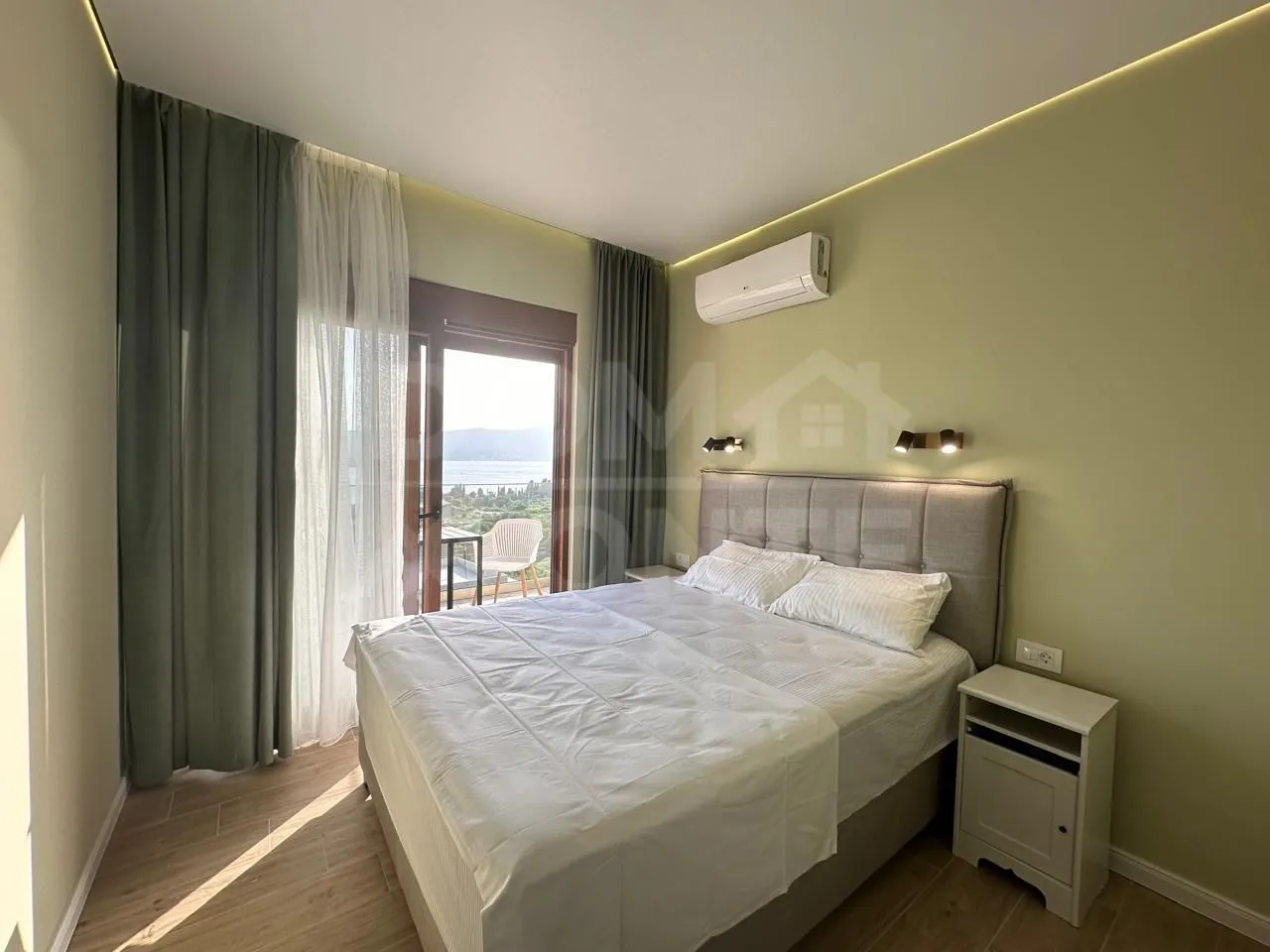 Rent, two bedroom apartment, 68m², Tivat, Crna Gora
