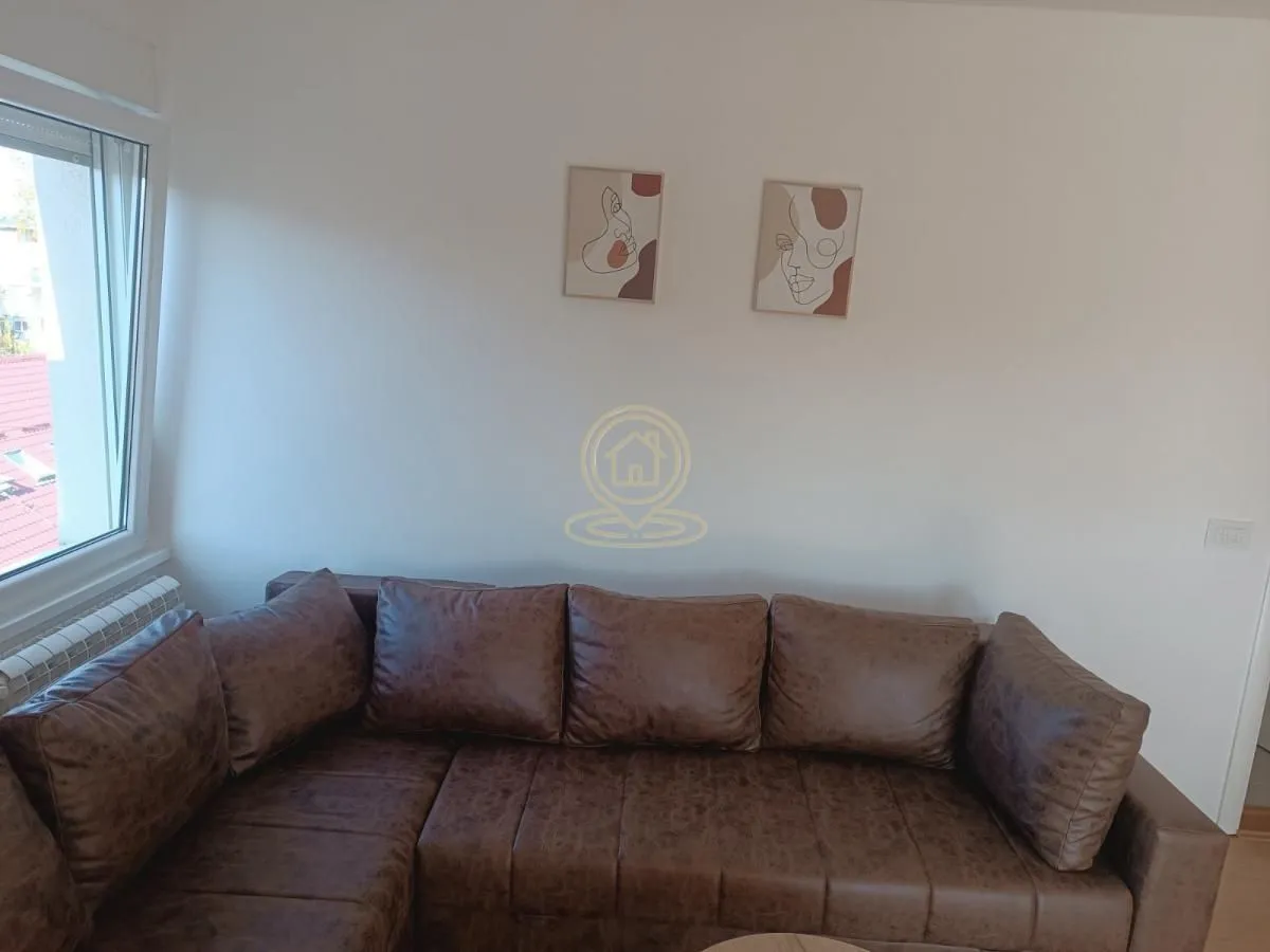 Izdavanje, garsonjera, 41m², Grbavica, Novi Sad Sve Podlokacije