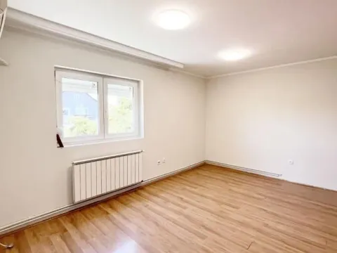 Sale, house, 453m², Sremčica, Beograd - image 16