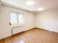 Sale, house, 453m², Sremčica, Beograd - image 16