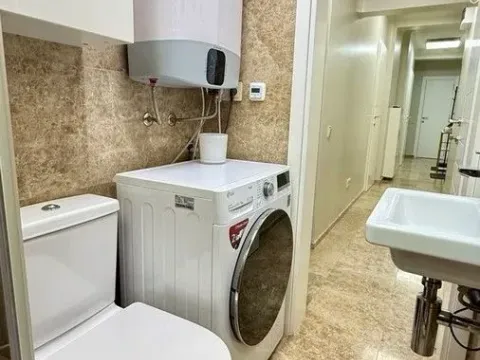 Sale, four bedroom apartment, 79m², Velji Vinogradi, Budva - image 10