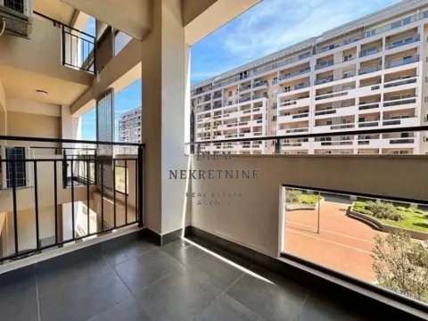 Izdavanje, dvosoban stan, 77m², Master Kvart, Podgorica - image 11