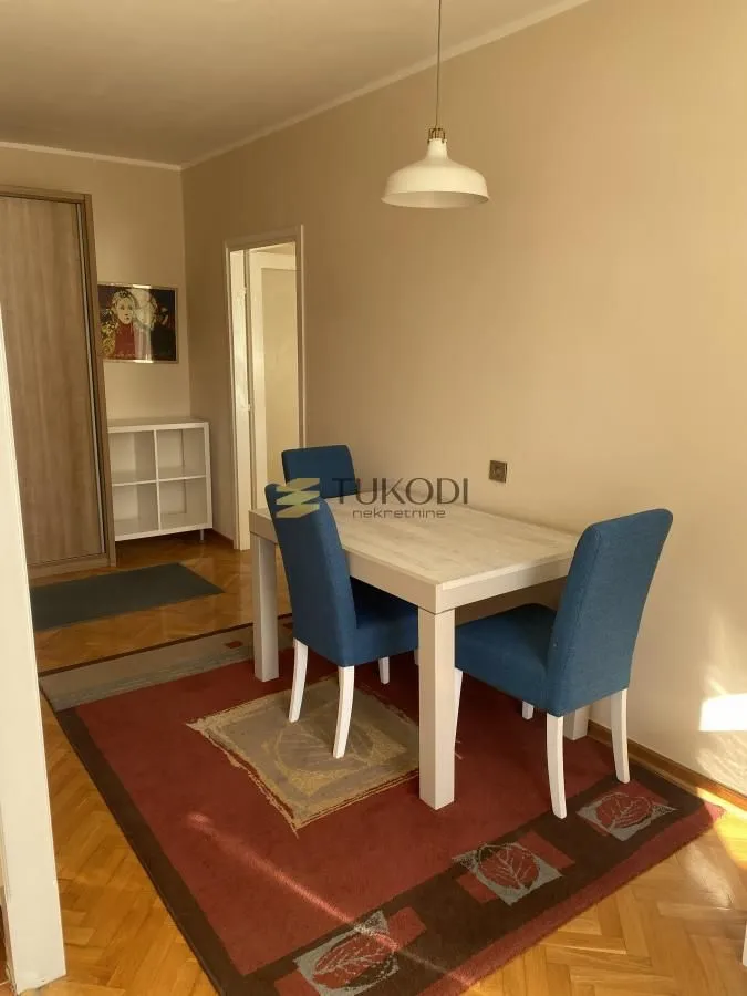 Izdavanje, trosoban stan, 78m², Novi Beograd Sve Podlokacije, Beograd