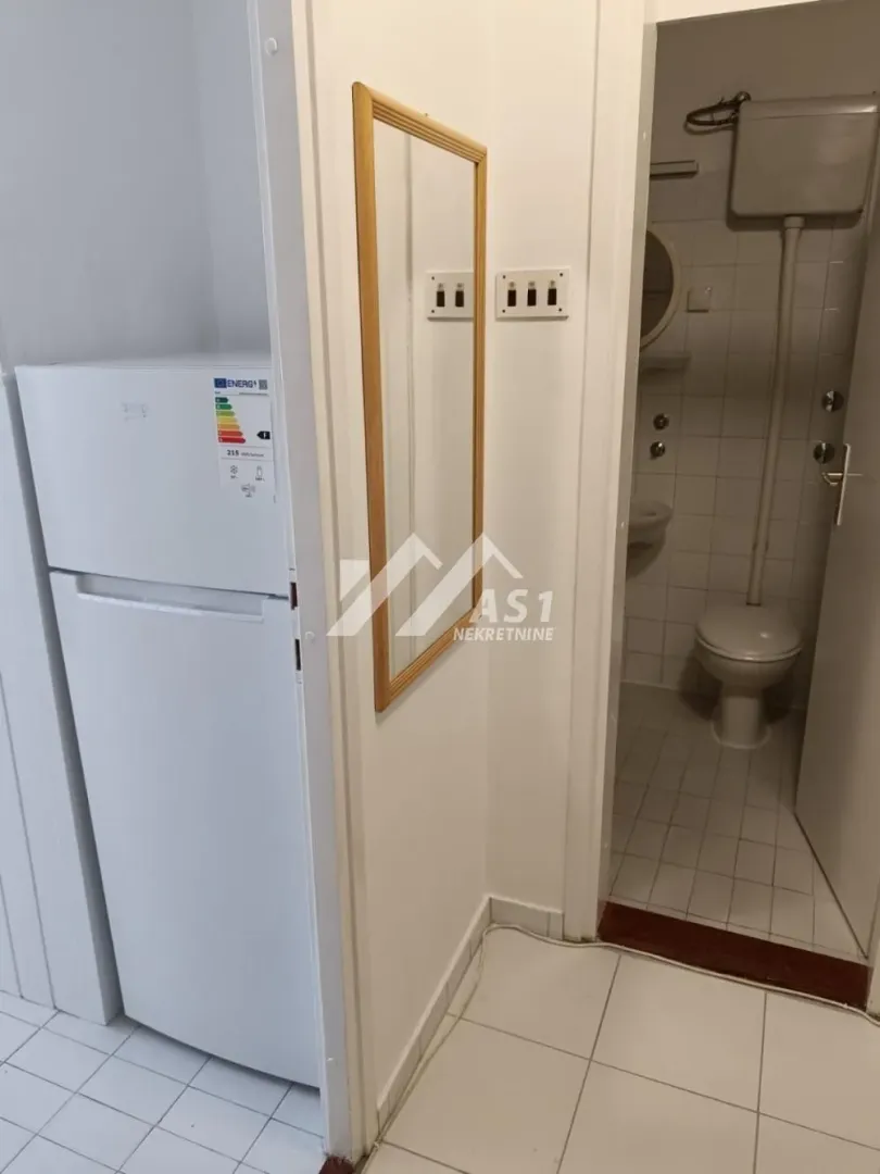 Izdavanje, jednosoban stan, 45m², Novi Sad Sve Podlokacije, Novi Sad