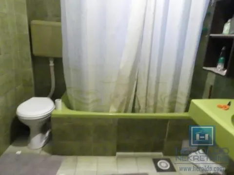 Prodaja, kuća, 380m², Pivara, Jagodina - image 53