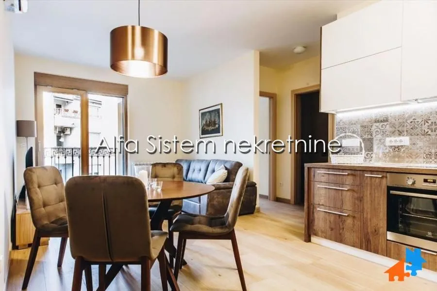 Izdavanje, trosoban stan, 68m², Crveni Krst, Beograd