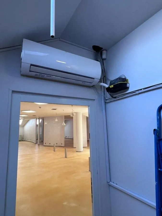 Rent, office space, 360m², Centar, Novi Sad