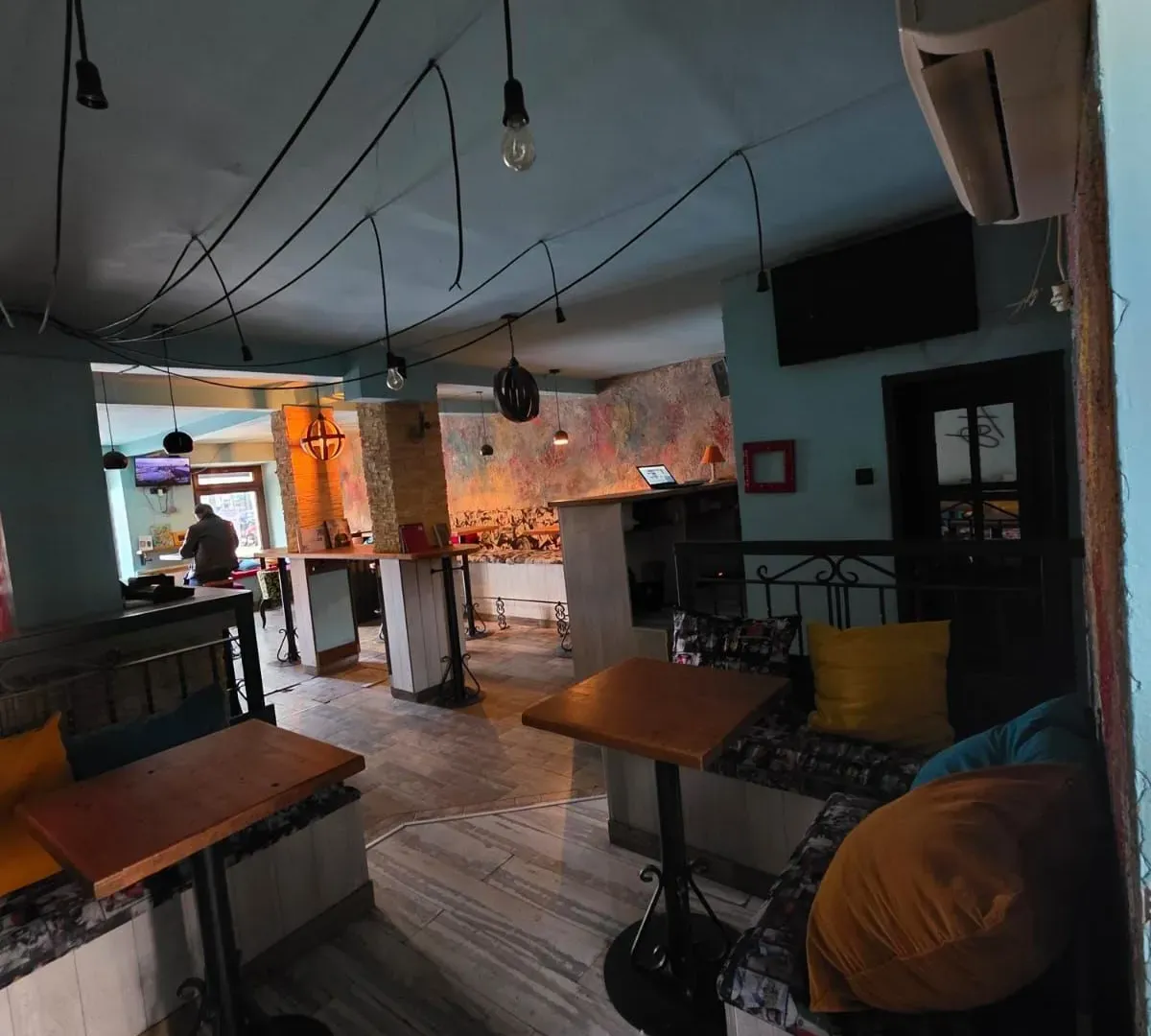 Rent, office space, 80m², Cetinje, Crna Gora