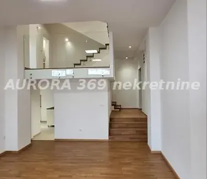 Rent, house, 247m², Sremska Kamenica, Petrovaradin - image 3