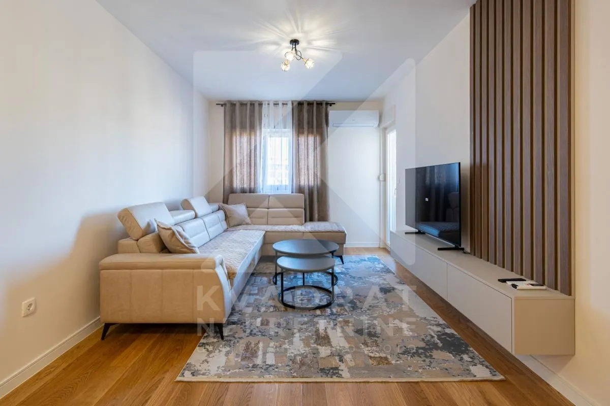 Rent, one bedroom apartment, 47m², Central Point, Podgorica