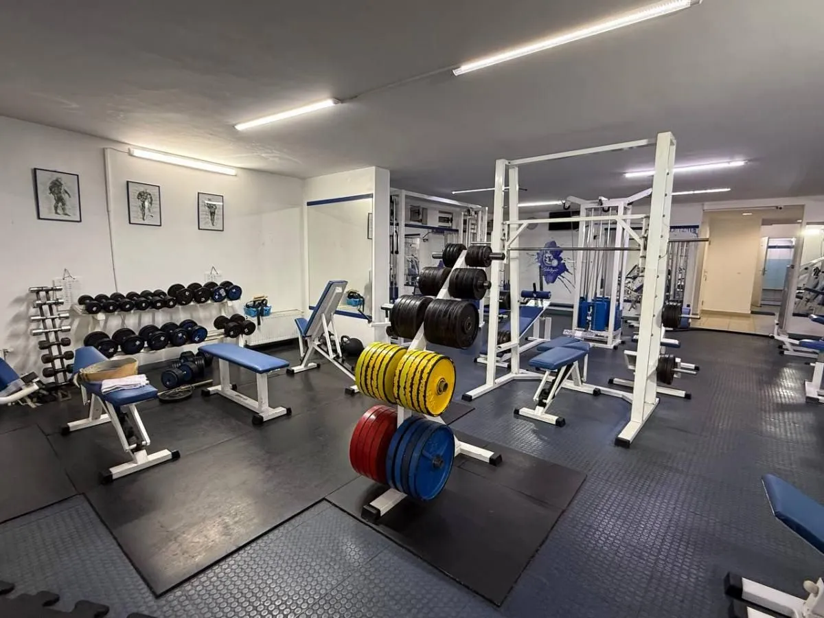 Rent, office space, 155m², Socijalno, Novi Sad Sve Podlokacije