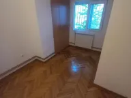 Izdavanje, trosoban stan, 65m², Stari Grad, Beograd - image 4