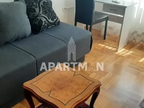 Izdavanje, trosoban stan, 85m², Vračar Hram, Vračar Sve Podlokacije - image 4