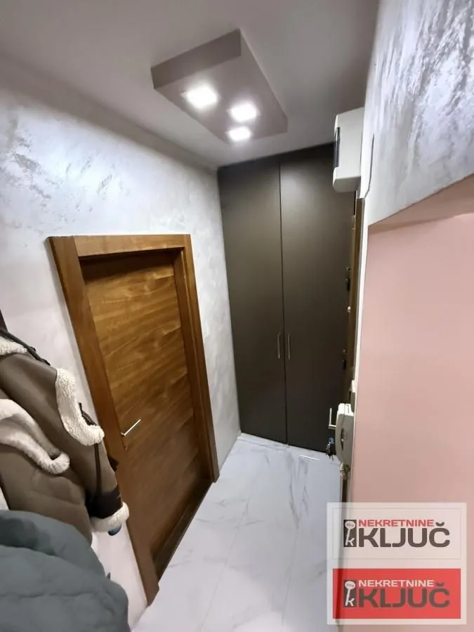 Prodaja, jednosoban stan, 42m², Kej, Novi Sad Sve Podlokacije