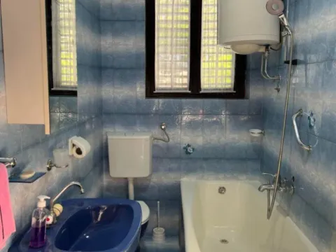 Izdavanje, dvosoban stan, 50m², Igalo, Herceg Novi - image 7