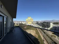 Izdavanje, četvorosoban stan, 130m², Master Kvart, Podgorica - image 13