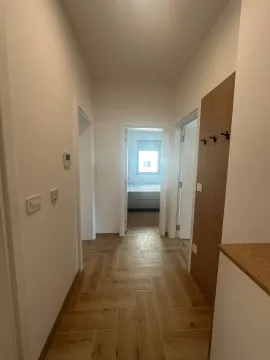 Izdavanje, dvosoban stan, 70m², Kava, Tivat - image 3