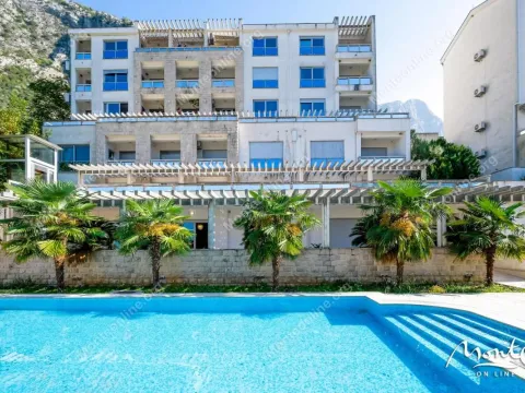 Sale, one bedroom apartment, 56m², Dobrota, Kotor - image 25