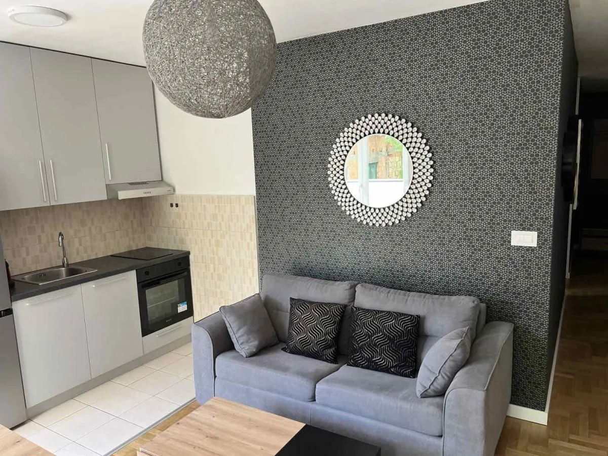 Rent, two bedroom apartment, 39m², Lekino Brdo, Voždovac Sve Podlokacije