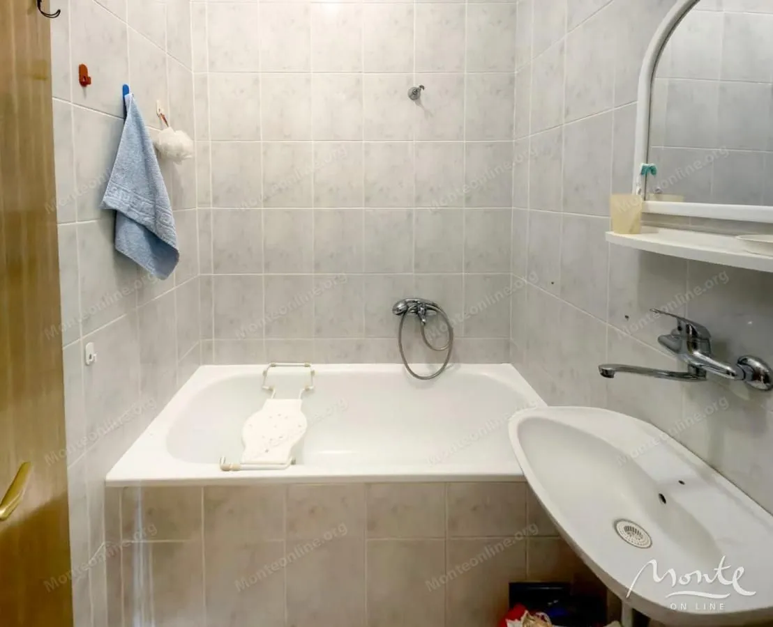 Prodaja, dvosoban stan, 53m², Masline, Podgorica