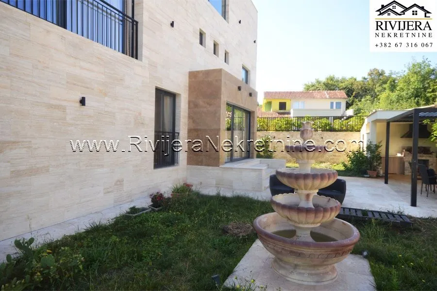 Sale, house, 385m², Kubasi, Kotor