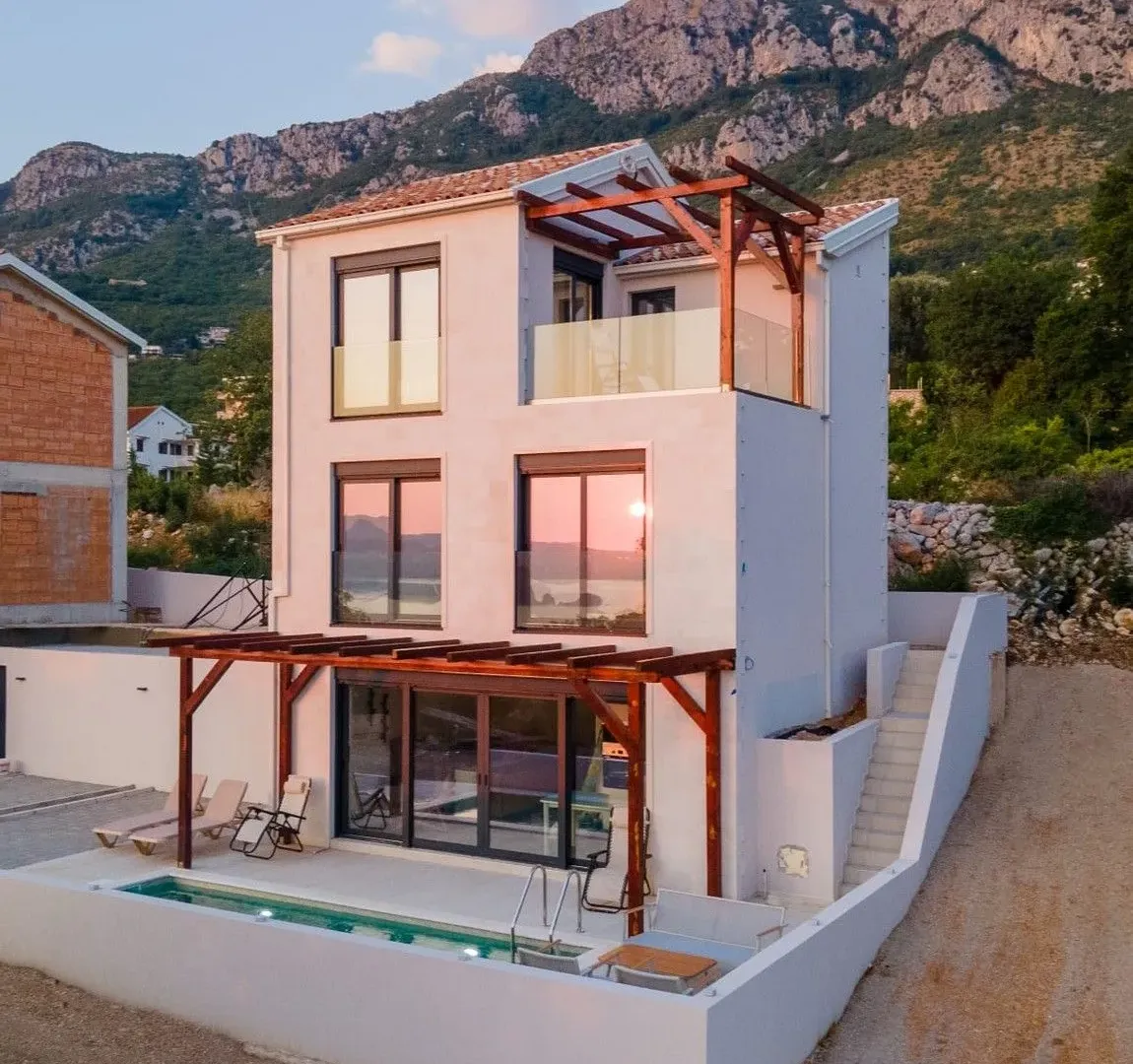 Sale, house, 114m², Blizikuće, Budva