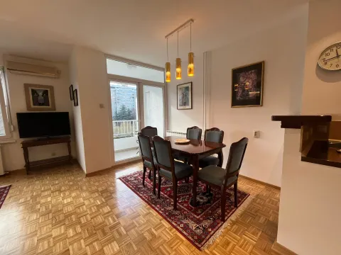 Izdavanje, trosoban stan, 75m², Novi Beograd Blok 30, Novi Beograd Sve Podlokacije - image 6