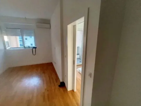 Sale, one bedroom apartment, 35m², Centar, Bar - image 7