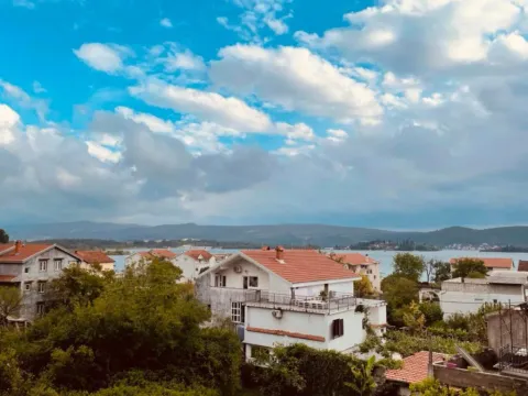 Izdavanje, jednosoban stan, 84m², Bonići, Tivat - image 12