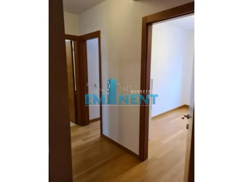 Izdavanje, trosoban stan, 82m², Slavija, Vračar Sve Podlokacije - image 5