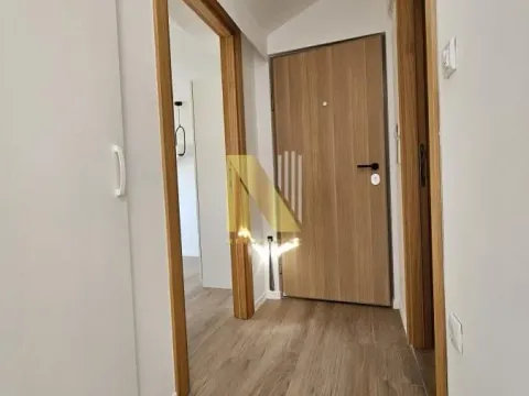 Prodaja, jednosoban stan, 32m², Centar, Novi Sad - image 16